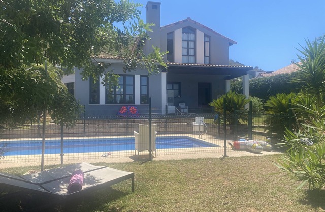 Very nice villa with large garden and private pool