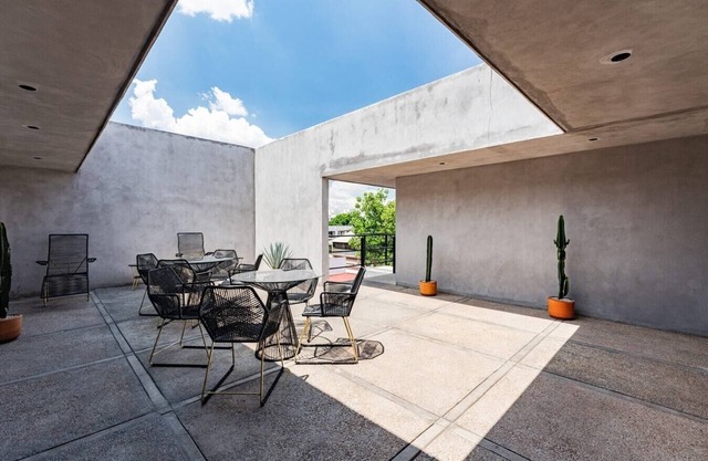VH | Apt 1 BR Sta Ma la Ribera | gym + wifi | 167