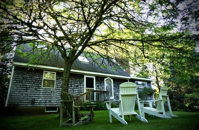 SEPTEMBER-RABATT - Vineyard Haven Kochhaus, 10 Minuten zu Fuß in die Innenstadt, Strand