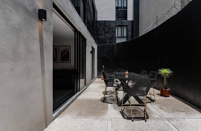 VH | Full apartments 83 pax | Kiosco Morisco | 431