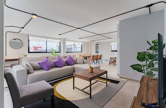 VH | Gran PH Condesa | 4 BR + Gym | 296