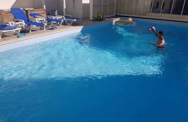 VHostel