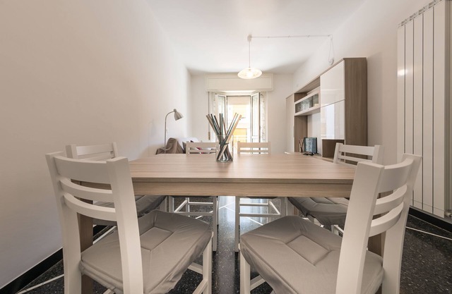 Via N. Saccone 17 - Finale Ligure (Sv) CITRA: 009029-LT-0835
