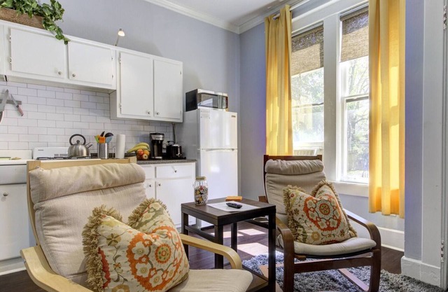 Unwind and Relax in a Historic Midtown property