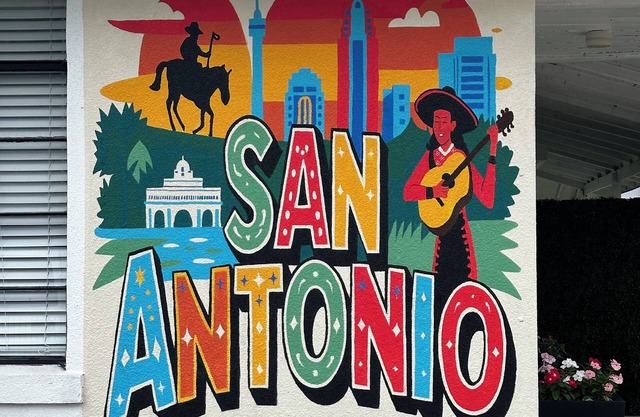 San Antonio Downtown Riverwalk Retreat/ 2 king bedrooms
