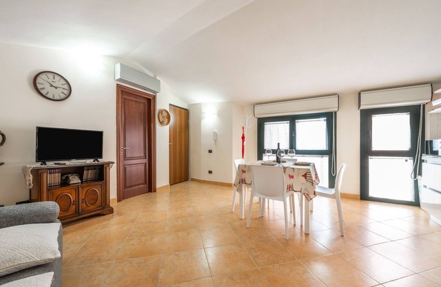 Vico 1° Sulis Apartment 5 mit Privatterrasse, WLAN und Klimaanlage
