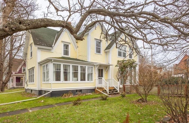 Victorian era house circa 1867 Tranquil retreat.