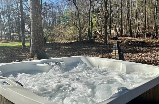 Victorian Lake Oasis w/ Hot Tub & Fireplace