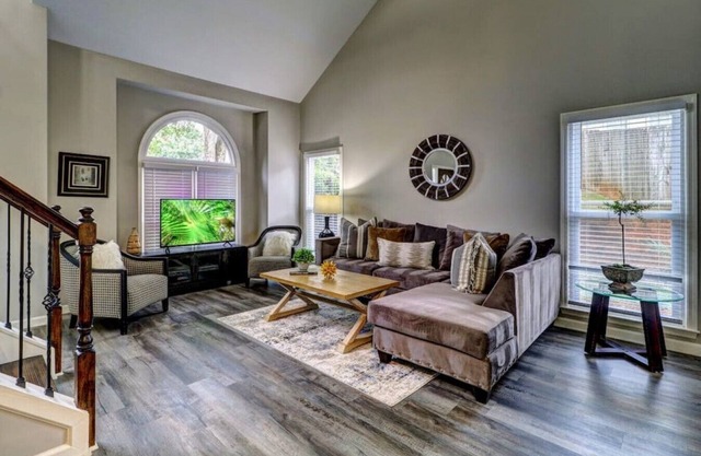 Victory Gate · ATH - Johns Creek-3BR-Fenced-Pet Friendly