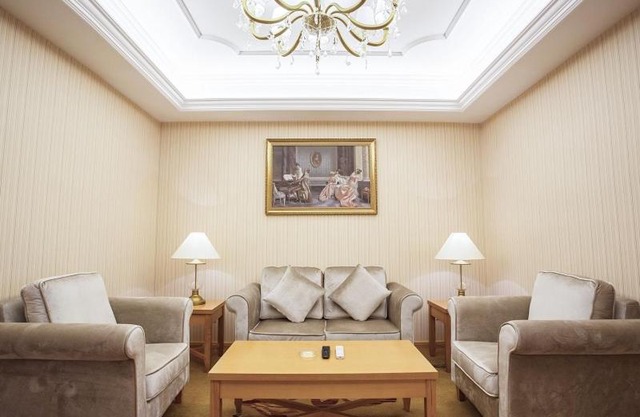 Vienna International Hotel Guizhou Weng'an Qilong Binfen Moer City