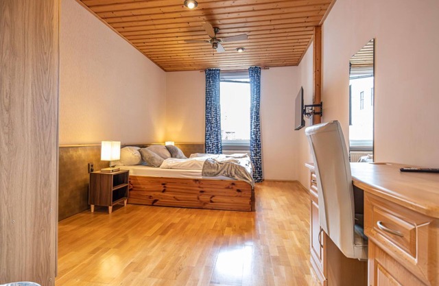 Vienna\'s Finest: Spacious Apt. w/2+1 Configuration