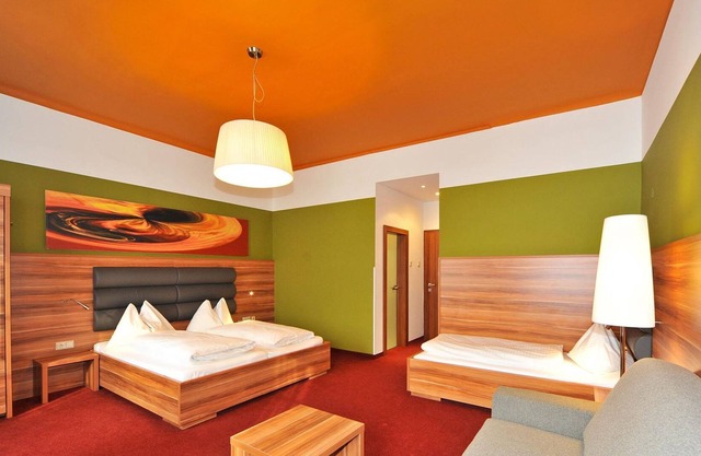 Vierbettzimmer mit Dusche Oder Bad/wc - Hotel Ertl