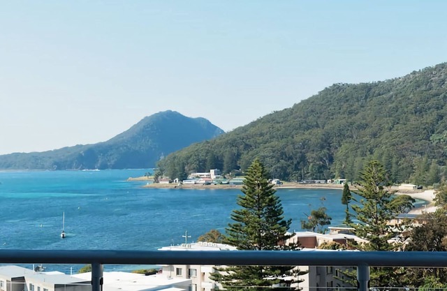 Ansichten, Ansichten & mehr Ansichten, Sub-Penthouse in Shoal Bay