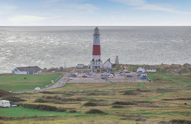 Views not to be missed, this stunning property over looking the Famous Portland Bill is perfect for