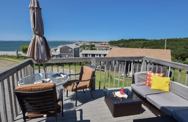 Views of the Bay Private Beach Access!