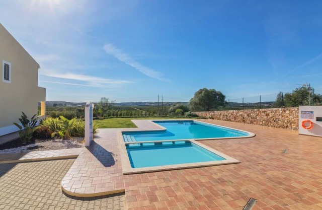 Vila Caravela by Interhome