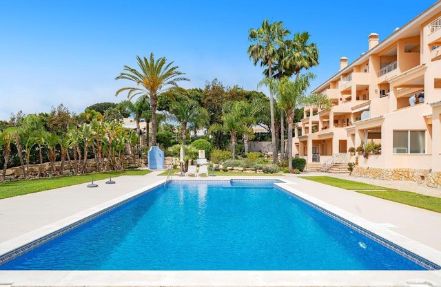Vilas Alvas -2 Bedroom Condo Vale do Lobo near the beach