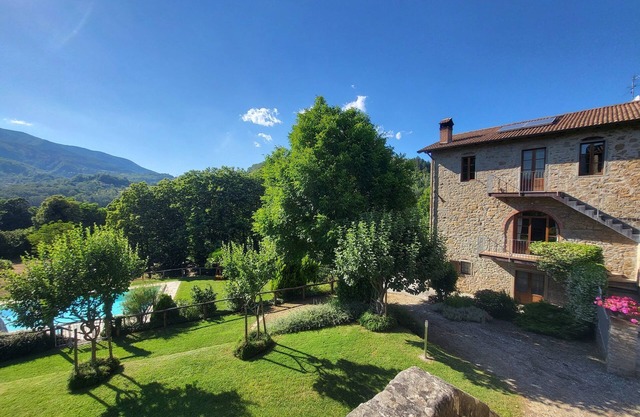 Orbaci - Herrliches Bauernhaus mit privatem Pool, Terrasse und Garten WIFI!