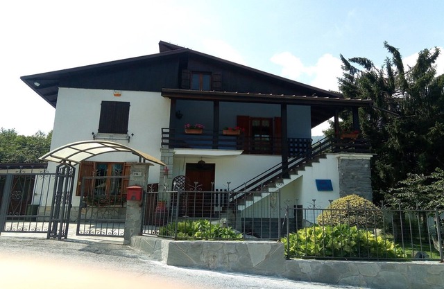 VILLA, 1. Stock, 120 m², 3 Schlafzimmer, 1 Badezimmer in Vigna di Chiusa di Pesio, Cuneo