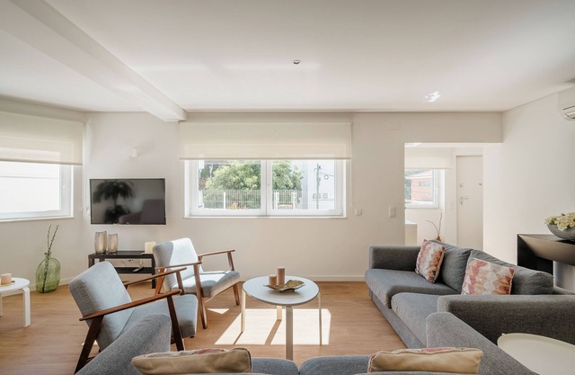 Villa 8 min. zu Fuß zu den Stränden / historischen Viertel Cascais / Außenbereich entspannen / Grillen