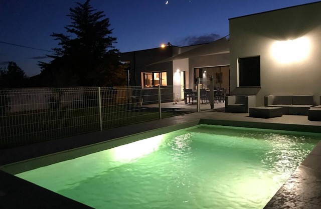 VILLA AGDE ***** NAHE MEER SWIMMINGPOOL Beheizt