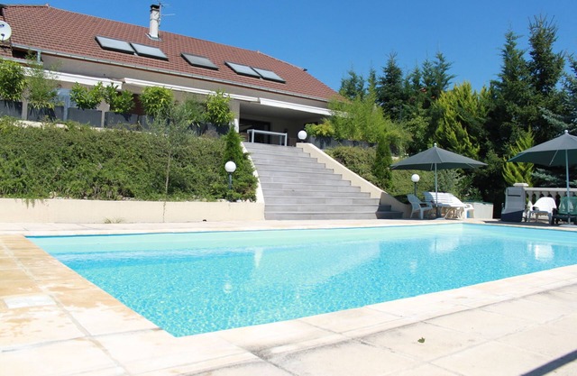 Villa Aix les Bains mit Blick auf den Bourgetsee (Rhône-Alpes, Savoie)