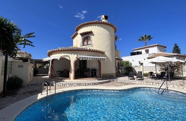 Villa al Mar, Els Poblets, Top Lage und Ausstattung, Pool, WIFI 300Mb, Parkplatz