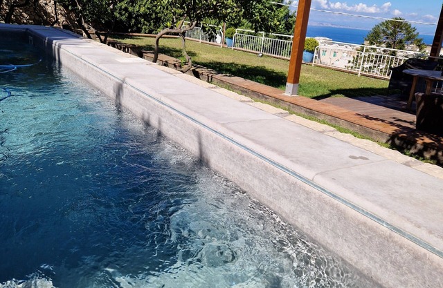 VILLA ALBACHIARA up to 8 guests 5 min. walk from the f famous Piazzetta of Capri