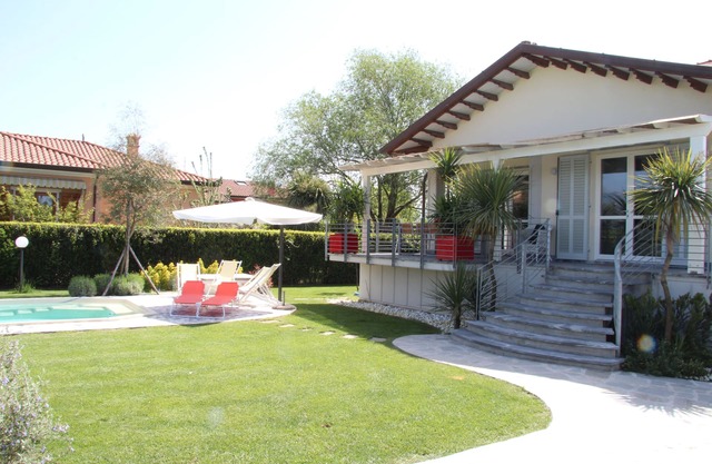 Villa zwischen den Apuanischen Alpen und dem Meer