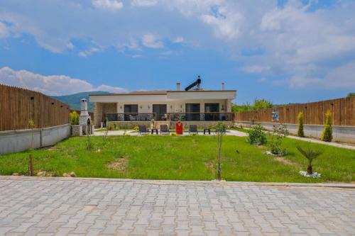 Villa Aleyna