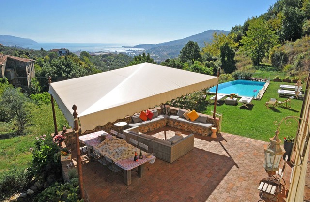 Villa Ambrosia 8P by VILLASRETREATS w/pool A/C BBQ, WiFi, Sea View near 5Terre
