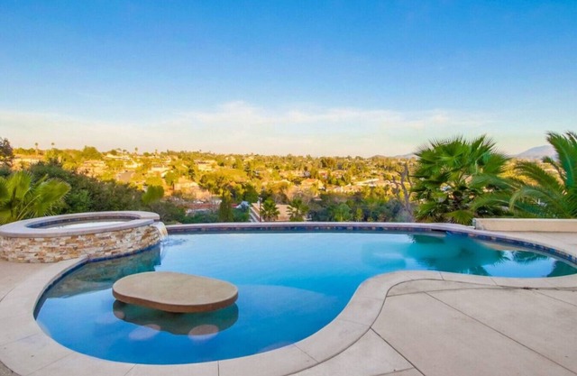 Villa Andalusia -6BR/5BA Luxury Retreat w/ Views