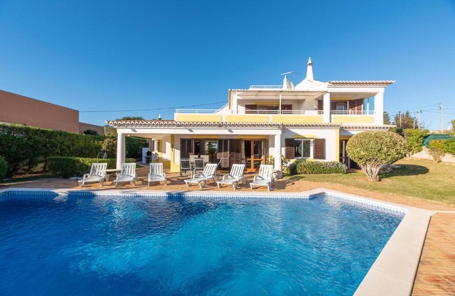 Villa Andrea by Gabi Miguel