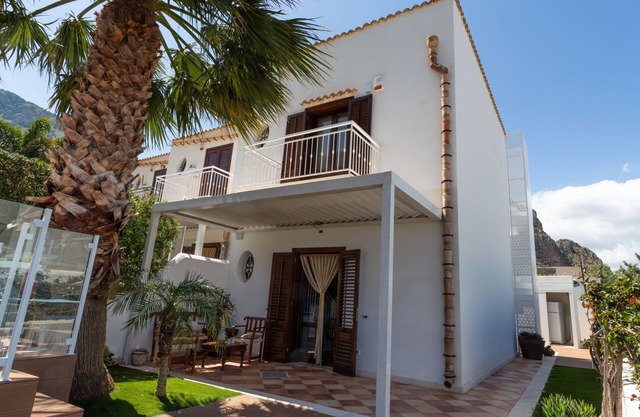 Villa Sole Meerblick mit Garten / Grill