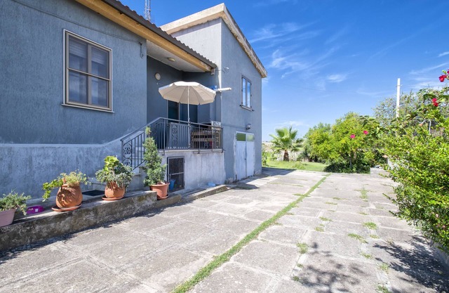 Villa 'Angelina' mit privater Terrasse, WLAN und Klimaanlage