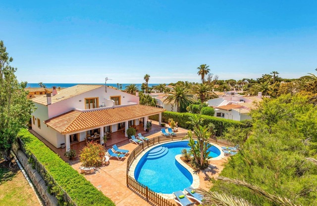 Villa Angel by Villa Plus