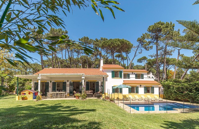 Villa Anita - Wonderful Villa with Pool in Magical Sintra by Allure Villas