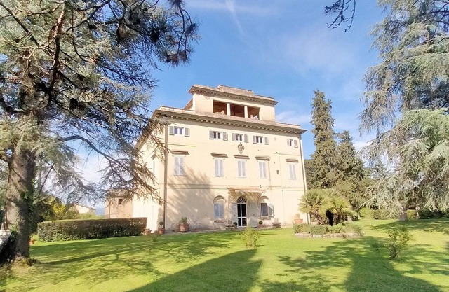 Villa von 800, 6 Betten, Schwimmbad privaten Pavillon im Freien