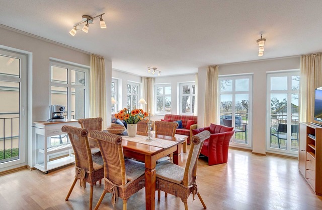 Villa Aquamarina Whg. 13, BALKON m. SEEBLICK, FAHRSTUHL - Villa Aquamarina, 1.