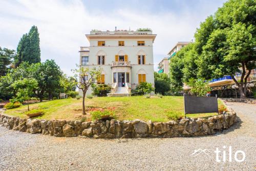 Villa Aranci | Historical Residence | By Tilo Lux