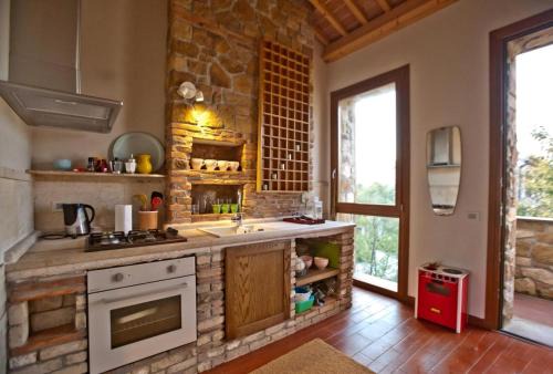 Appartement in Volterra mit Grill, gemeinschaftlichem Pool und Terrasse