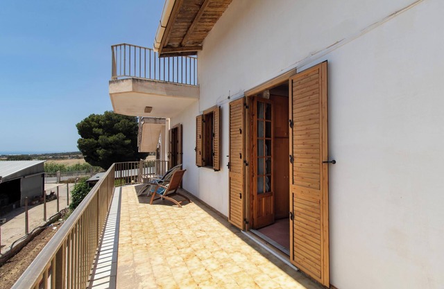 Villa Asta mit Meerblick, Garten, Gemeinschaftsterrasse und BBQ