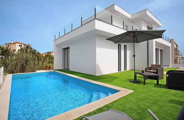 Villa "Atlantic View" mit Privatem Pool und WLAN