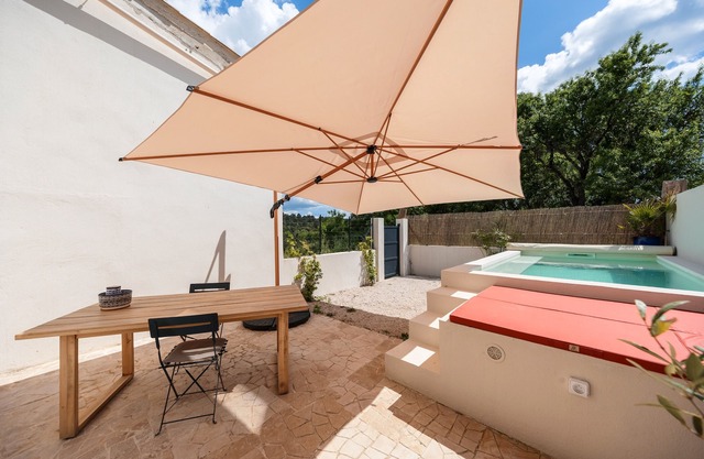Villa Augustine – 5 Sterne – Aix mit privatem Pool & Terrasse + WLAN