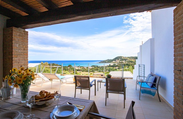 Villa Aura - Stunning villa with panoramic views of Foxi Manna Bay