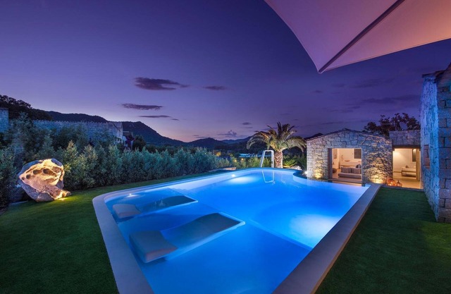 Villa 'Aurora In Castiadas' with Mountain View, Private Pool and Air Conditioning