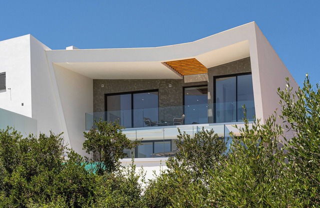 Villa Aurora - Modern House in Portimão, Algarve
