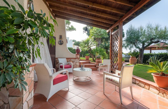 Villa "Azzurra" mit Meerblick, privater Terrasse und Klimaanlage