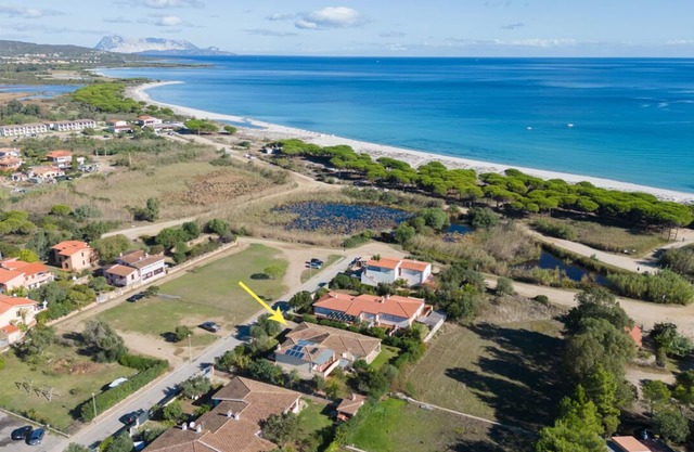 Villa B, 100 Meter vom Strand von Budoni entfernt, WI-FI