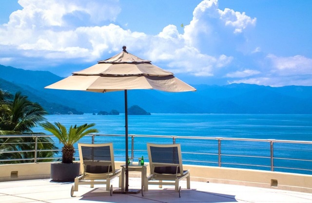 Villa Bahia - Luxus 5-Bett-Villa am Meer - Puerto Vallara - CHEF INKLUSIVE